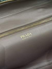 Picture of Prada Handbags _SKUfw197975076fw